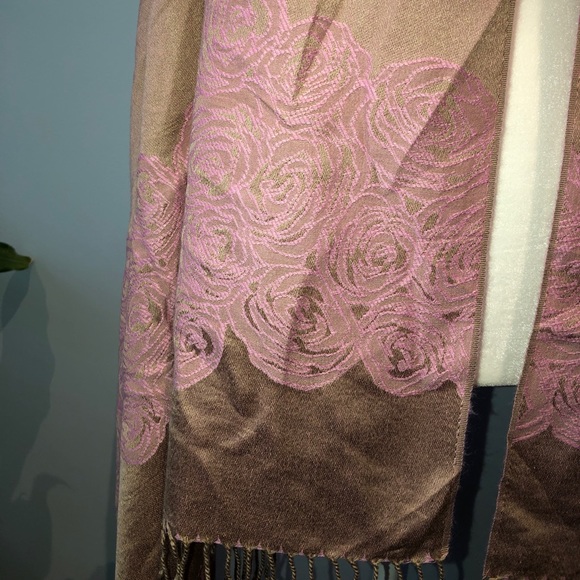 NWT Pashmina Scarf/Wrap - Picture 6 of 8